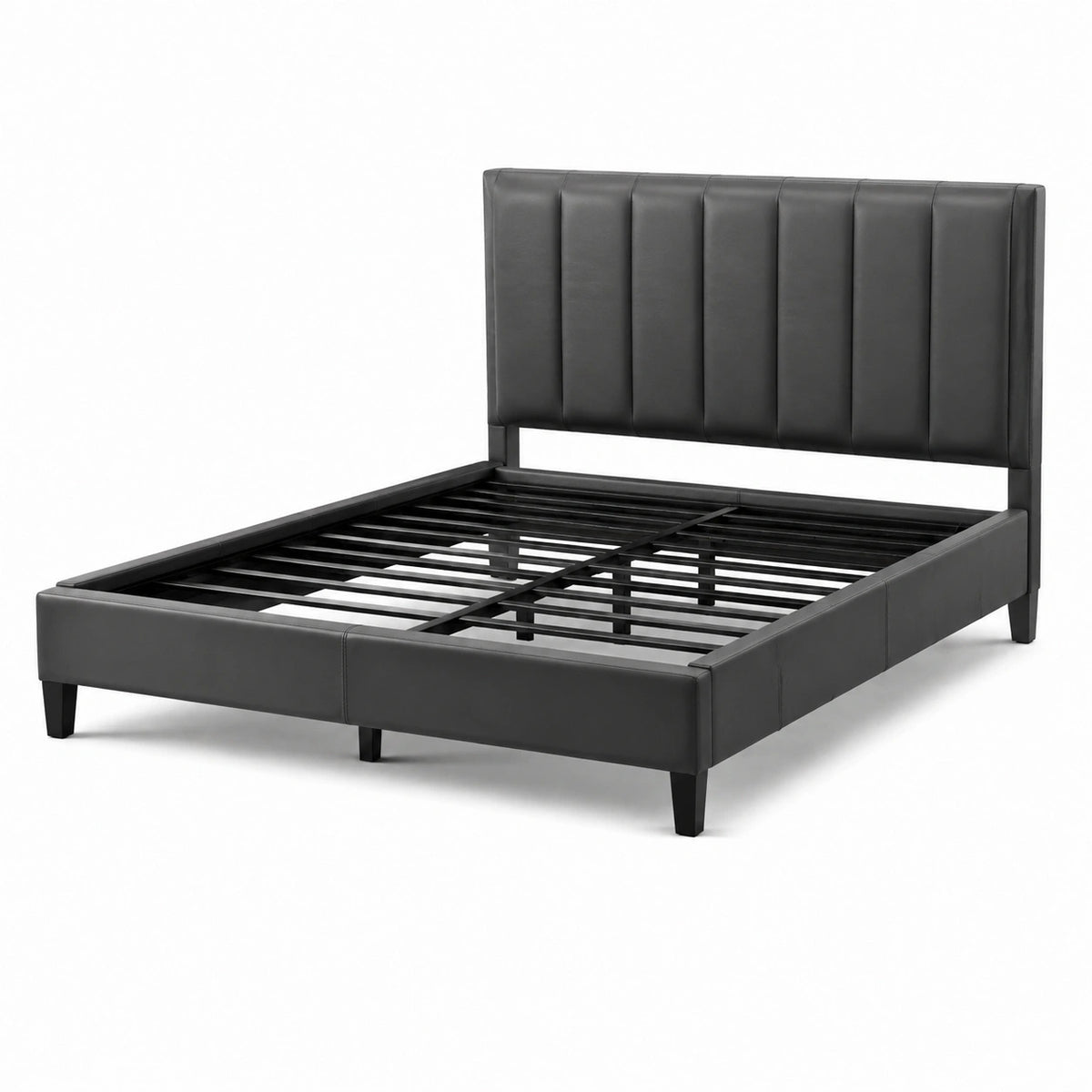 Cama doble de madera y metal con cabecero de poliéster y patas doradas